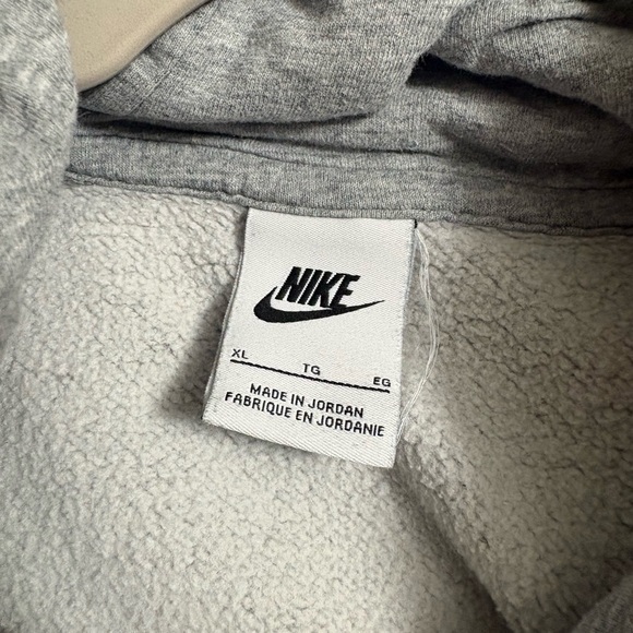 Nike Men's Heather Gray Hoodie - Picture 3 of 3